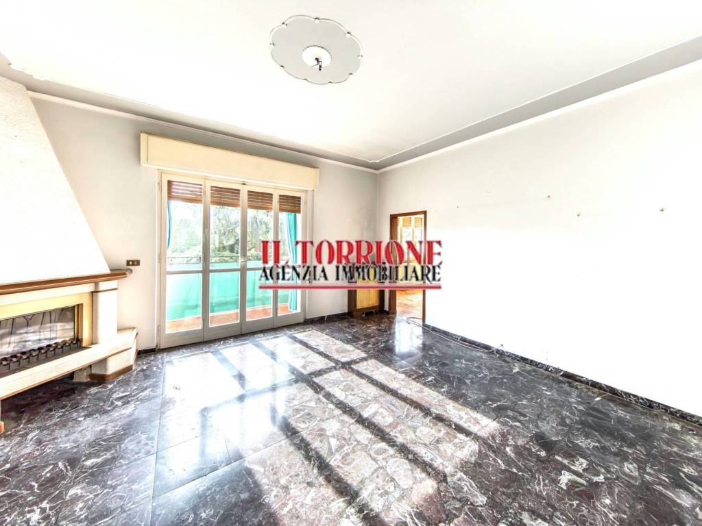 Appartamento a Pescia in Via Vittorio Veneto - Foto 2