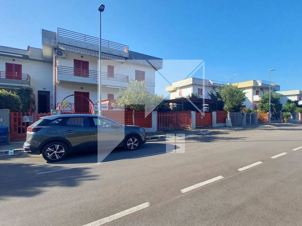 Appartamento a Chieuti in Via Oceano Atlantico - Foto 2