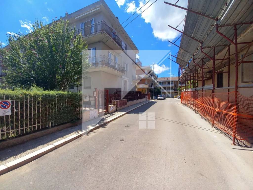 Appartamento a San paolo di civitate in Via Carlo La Porta - Foto 3