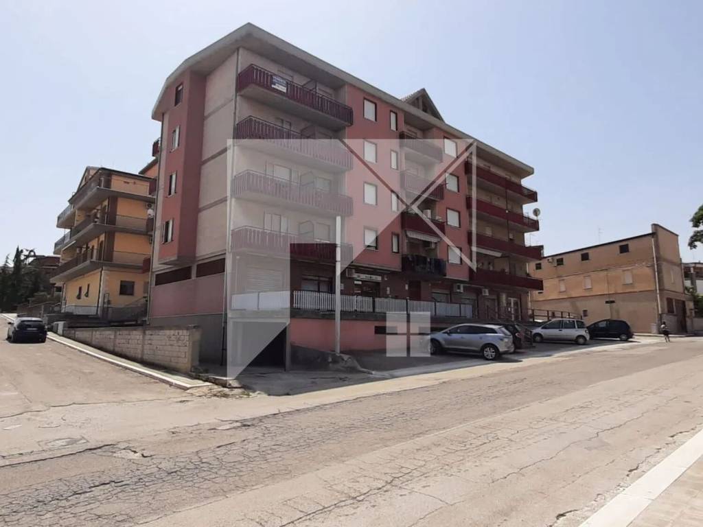Appartamento a San paolo di civitate in Via Alessandro Manzoni, 20 - Foto 2