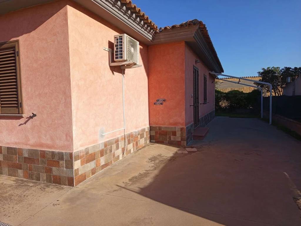 Villa a Posada in Via A. Gramsci, 212 - Foto 4