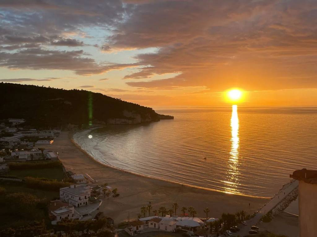 Appartamento a Peschici in Viale Kennedy, 77 - Foto 2