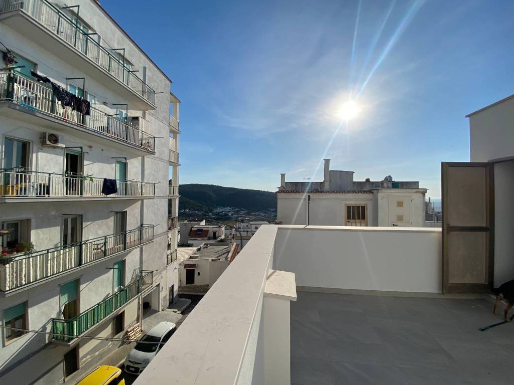 Appartamento a Peschici in Via Ugo Foscolo, 34 - Foto 3