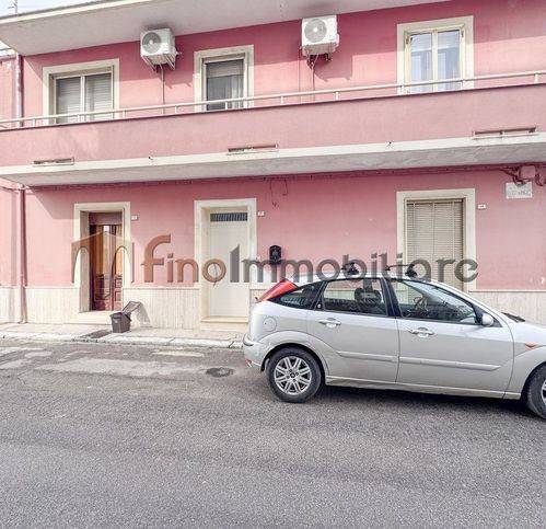 Appartamento a Cellino san marco in Via Edmondo De Amicis 19 - Foto 2