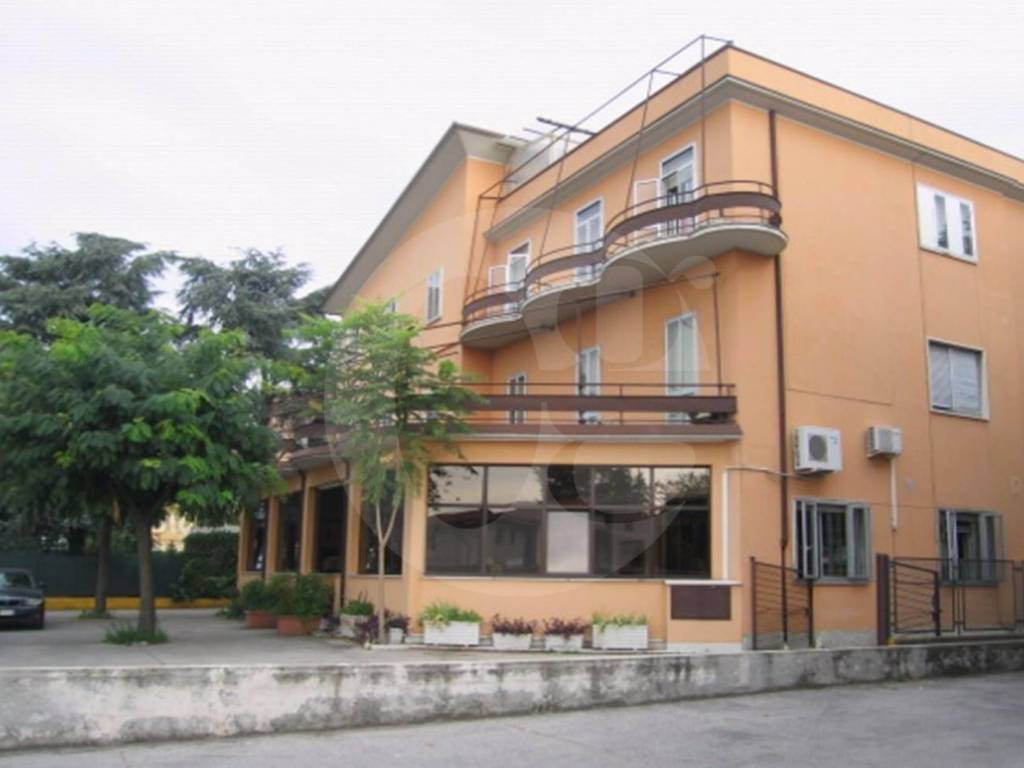 Palazzo / stabile a Brescia in Viale Sant'Eufemia, 37 - Foto 2