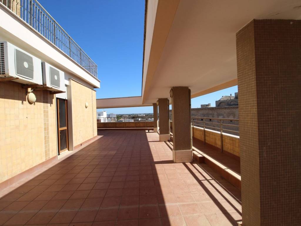 Appartamento a Manduria in Piazza Garibaldi, 20 - Foto 2