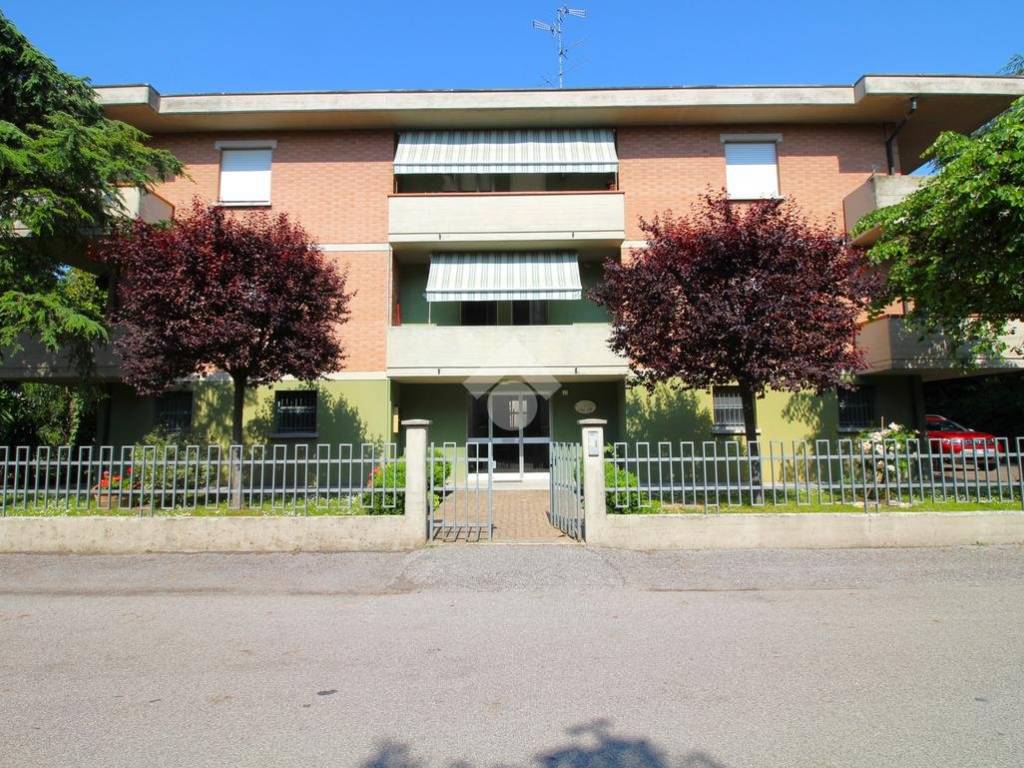 Appartamento a Rolo in VIA UNGARETTI, 12 - Foto 2