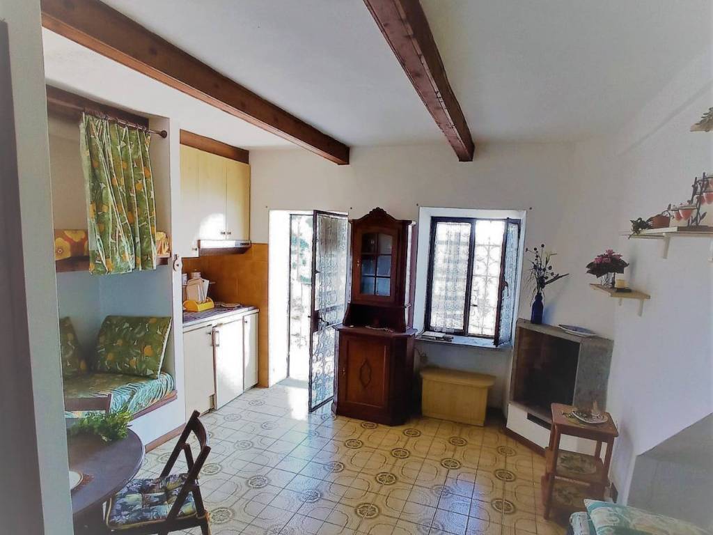 Appartamento a San felice circeo in Via Roma - Foto 2