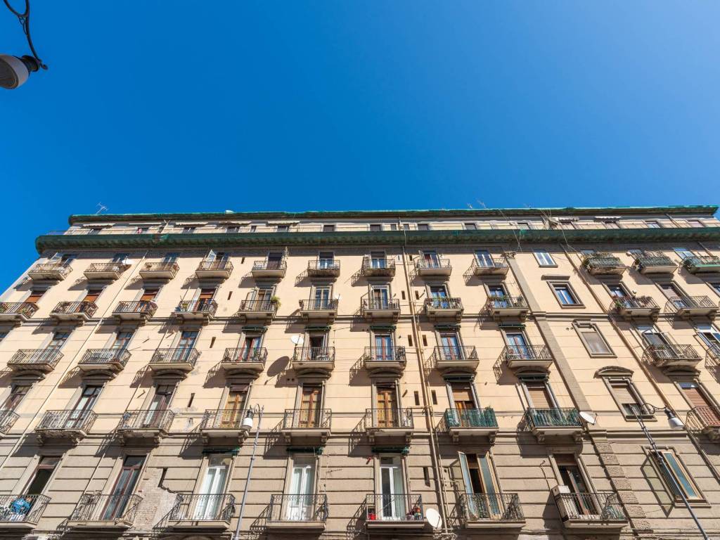 Appartamento a Salerno in Piazza Vittorio Veneto - Foto 2