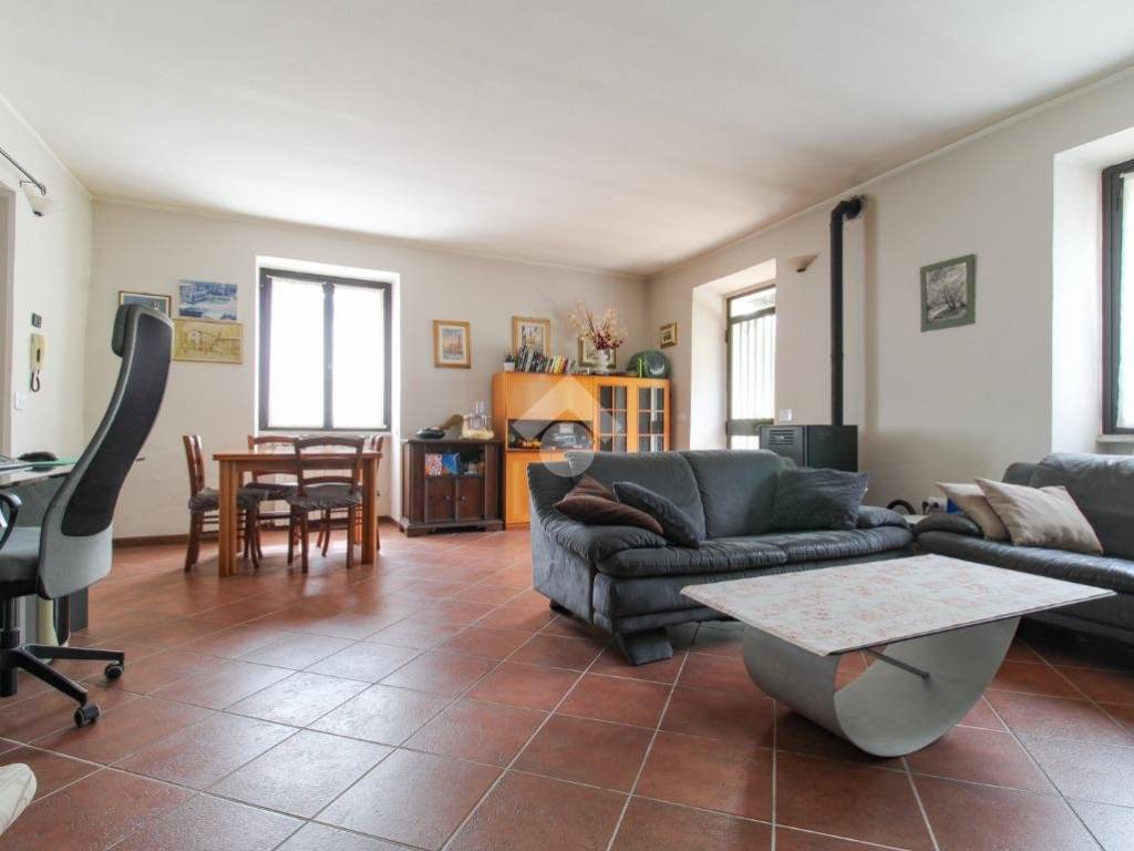 Casa indipendente a Sabbio chiese in Via Parrocchiale - Foto 2
