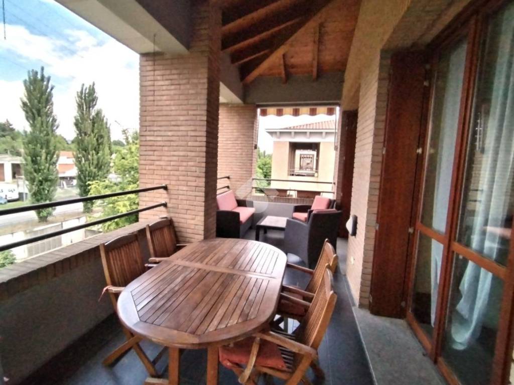 Appartamento a Merate in Via degli Alpini, 4 - Foto 2