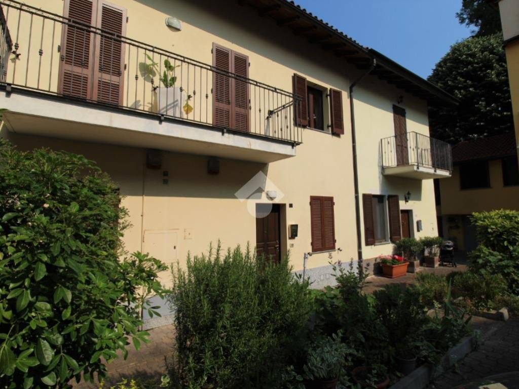 Appartamento a Merate in Via Sant'Ambrogio, 25 - Foto 3