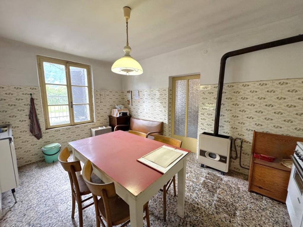 Casa indipendente a Esine in Via Casa Bianca, 13 - Foto 5