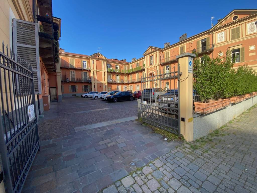 Box / garage a Acqui terme in Piazza Giacomo Matteotti, 33 - Foto 2