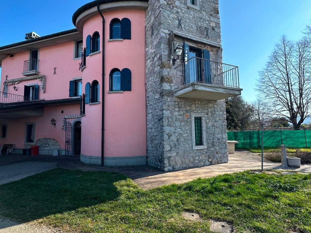 Villa a Savogna d'isonzo in Via Scipio Slataper, 8 - Foto 2