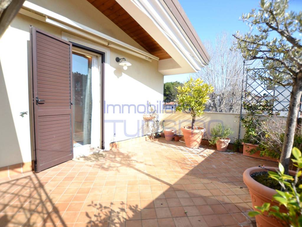 Appartamento a Riccione in Viale Nino Bixio - Foto 5