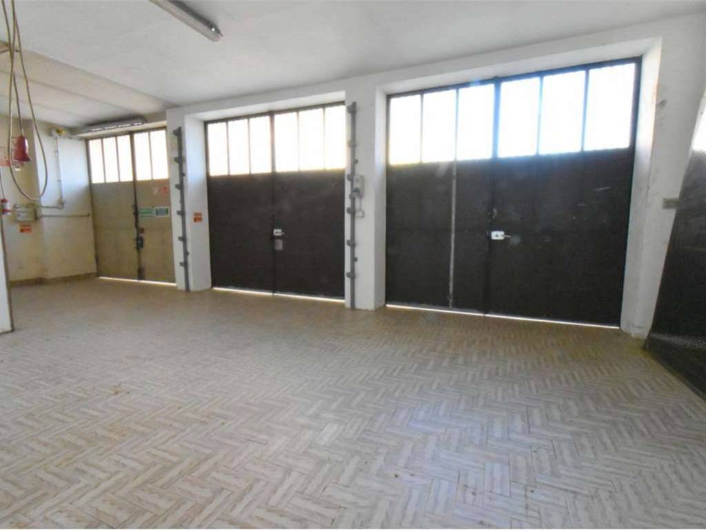 Box / garage a Canale in via Capitano lucce, 1 - Foto 2