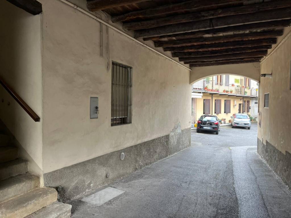 Appartamento a Casatenovo in Via Giorgio Carminati de' Brambilla - Foto 4