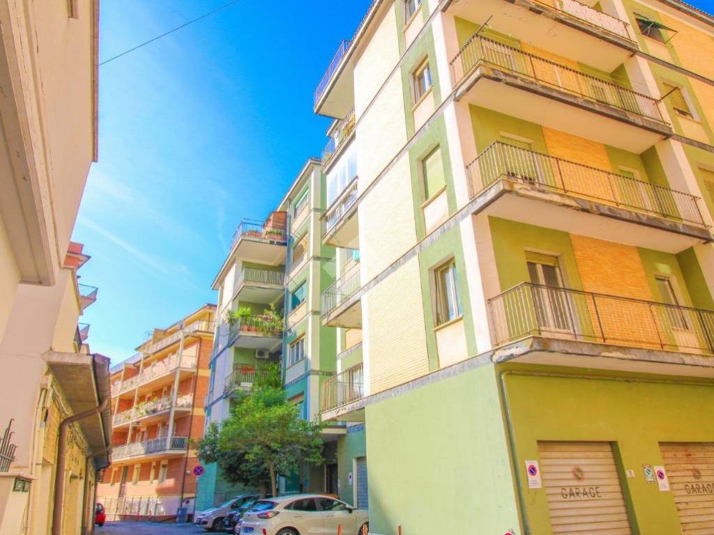 Appartamento a Chieti in Via Sinibaldo Baroncini, 32 - Foto 2