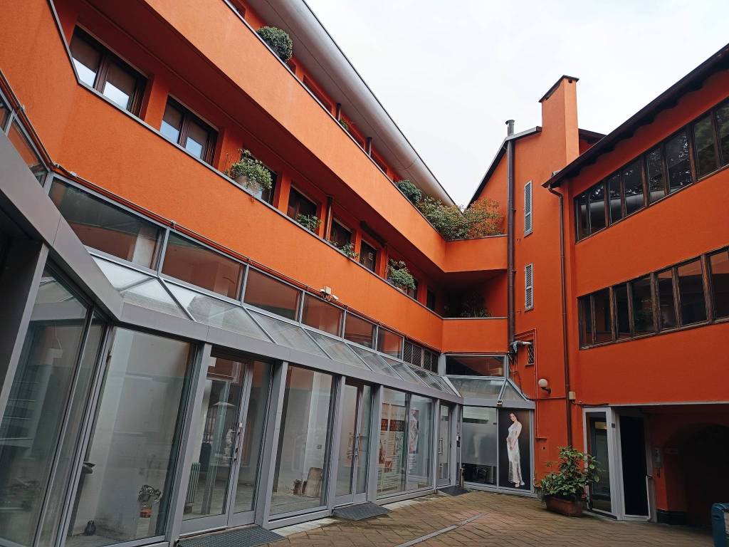 Appartamento a Como in Via Carso, 53 - Foto 2