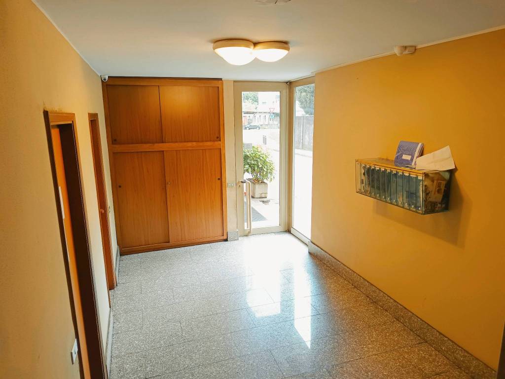 Appartamento a Como in Via Carso, 53 - Foto 3