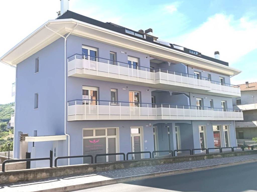 Appartamento a Teramo in Via Cona, 77 - Foto 2