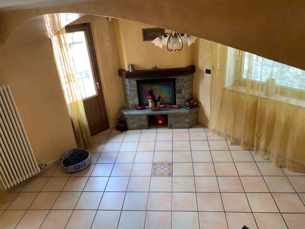 Appartamento a Fénis in Località Fagnan, 19 - Foto 2