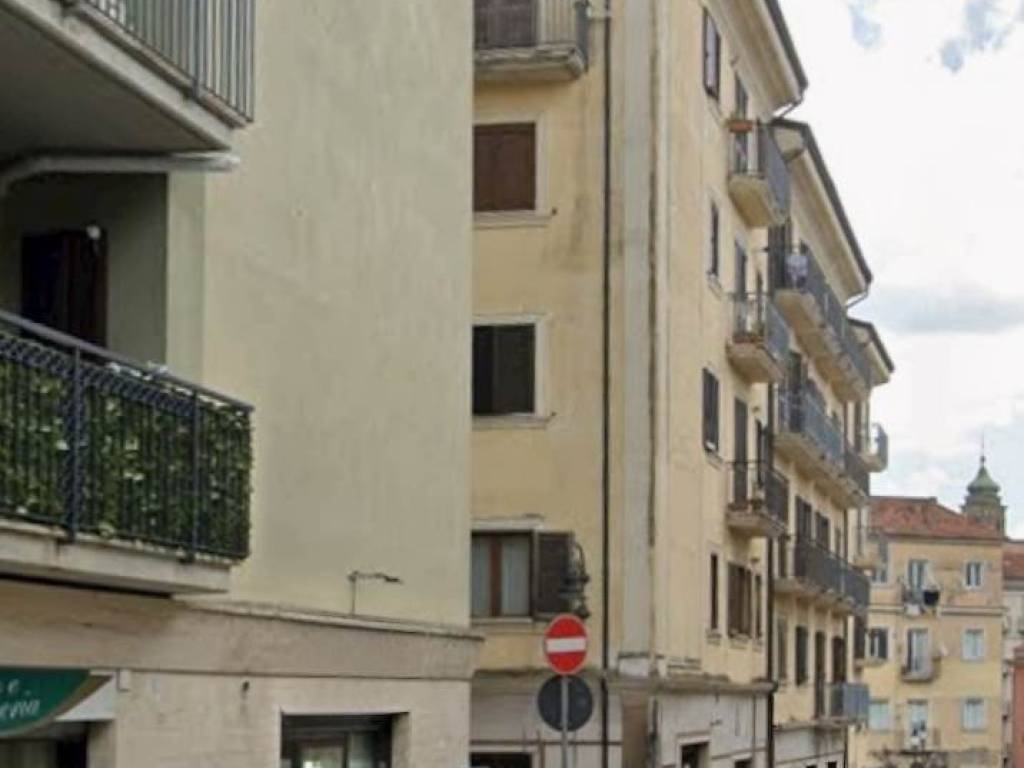 Immobile a Avellino in via carmine - Foto 2