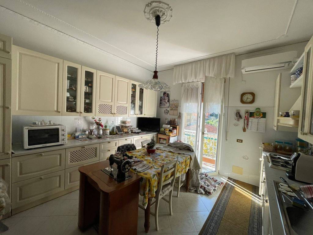 Appartamento a La spezia in Via Alessandro Volta - Foto 3