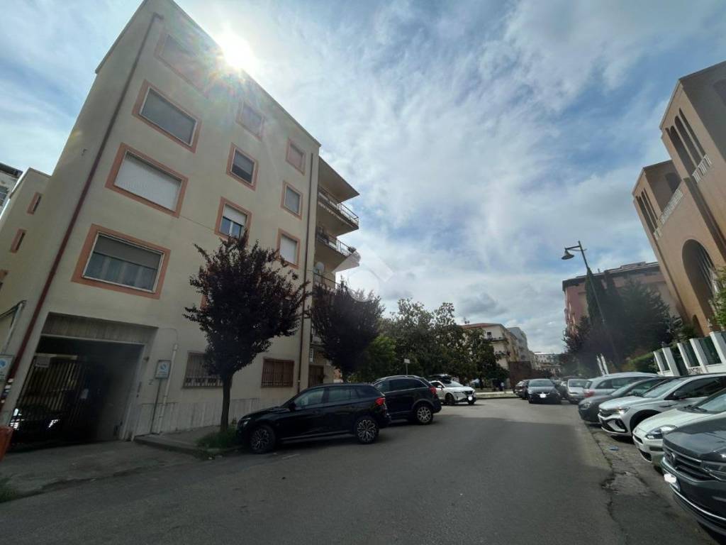 Appartamento a Cosenza in Via Giovanni Palatucci, 2 - Foto 4