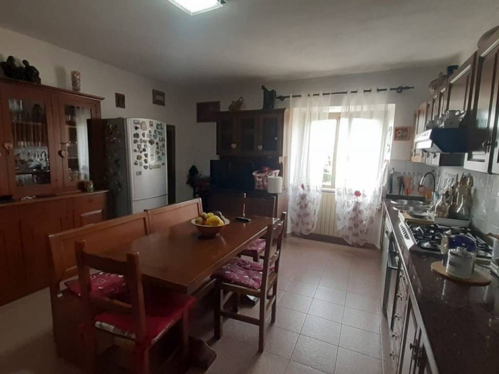 Appartamento a Pietrasanta in Via Pietro Castellacci - Foto 5