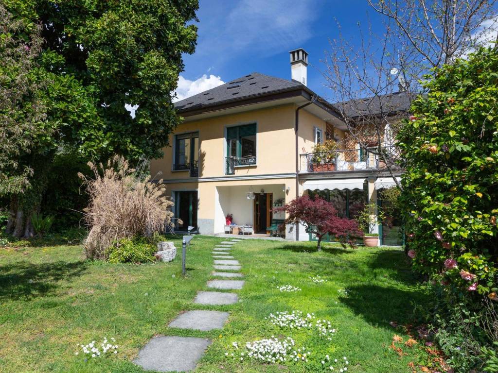 Villa a Verbania in Via Felice Cavallotti, 32 - Foto 3