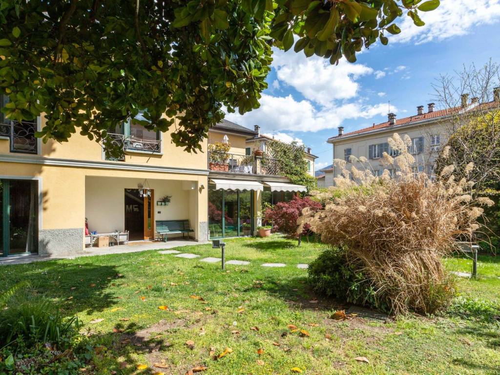 Villa a Verbania in Via Felice Cavallotti, 32 - Foto 4