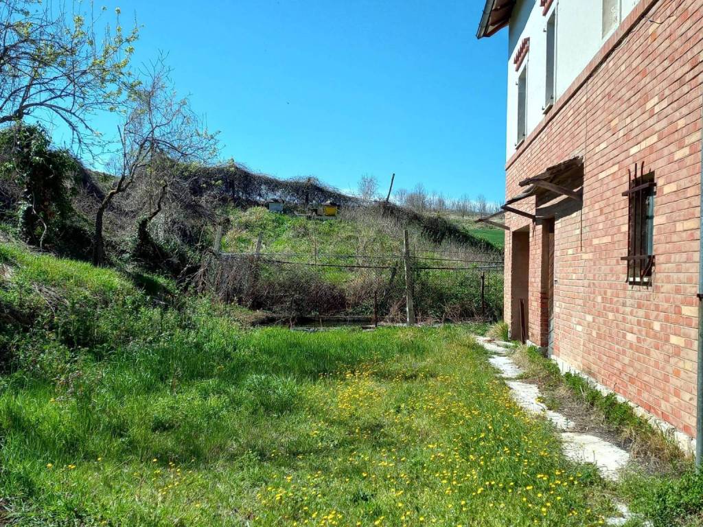 Casa indipendente a Santa vittoria in matenano in Contrada San Salvatore Tenna, 12 - Foto 3