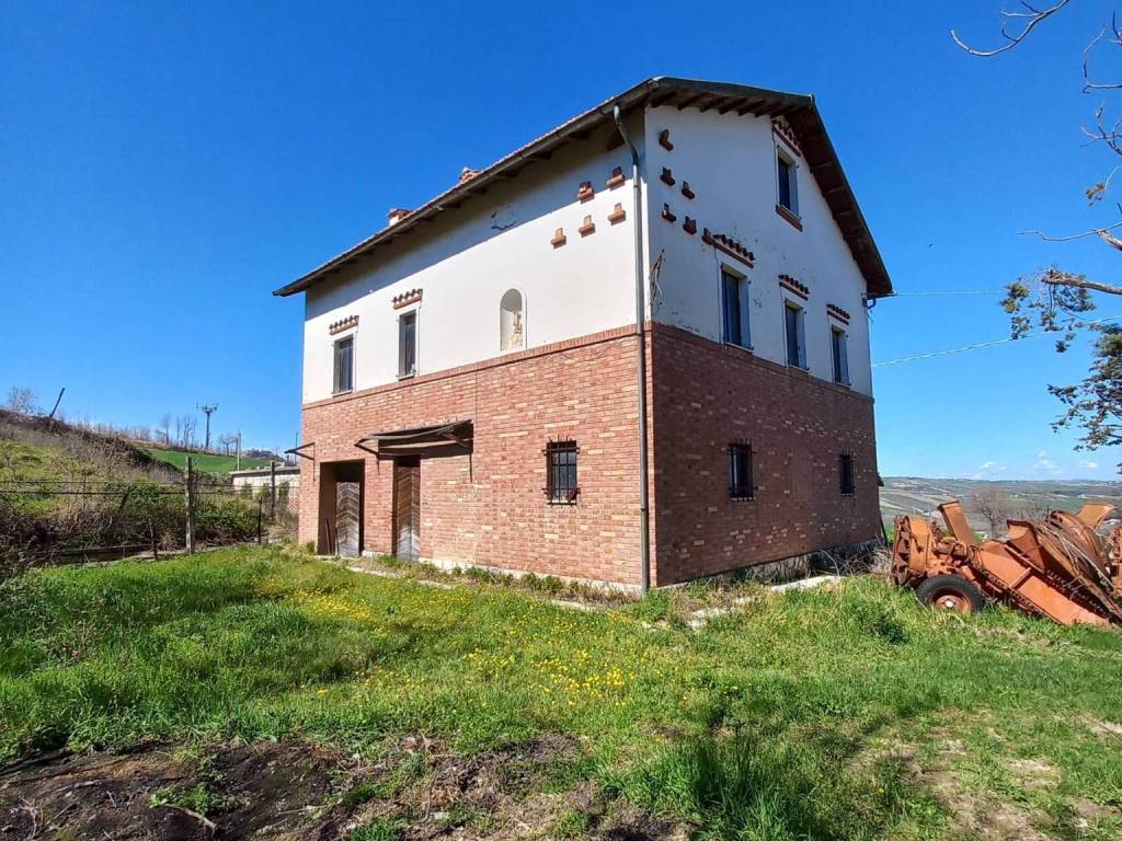 Casa indipendente a Santa vittoria in matenano in Contrada San Salvatore Tenna, 12 - Foto 4