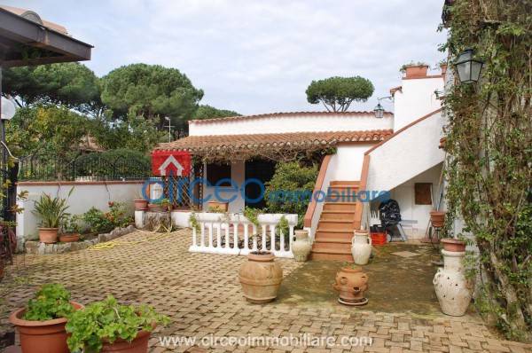 Villa a San felice circeo in Strada Provinciale San Felice Circeo - Foto 2