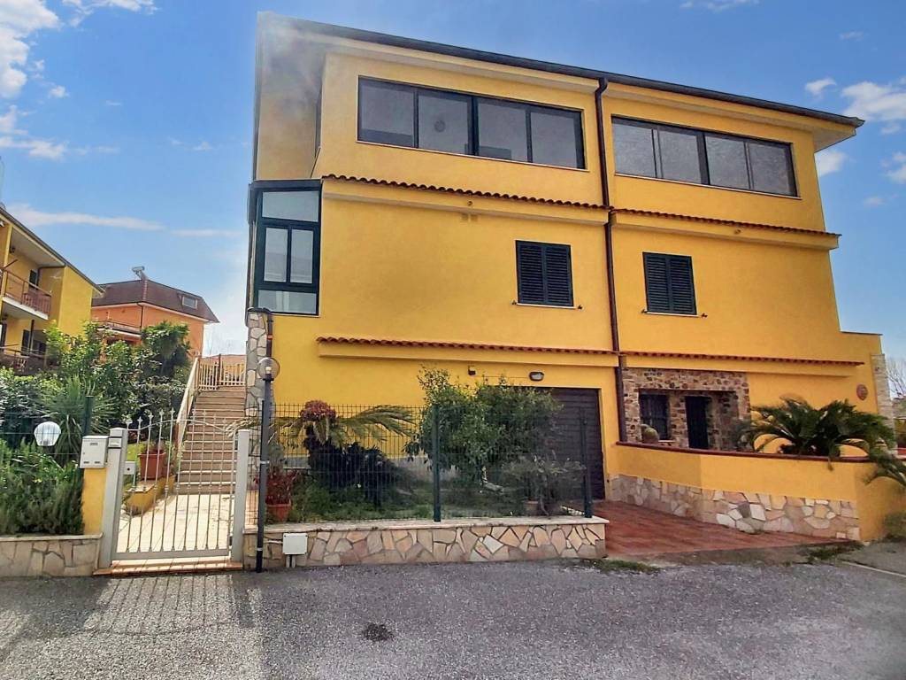 Villetta a schiera a Lamezia terme in Via Africa, N. 40 - Foto 2