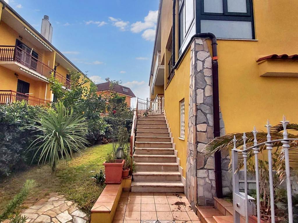 Villetta a schiera a Lamezia terme in Via Africa, N. 40 - Foto 3