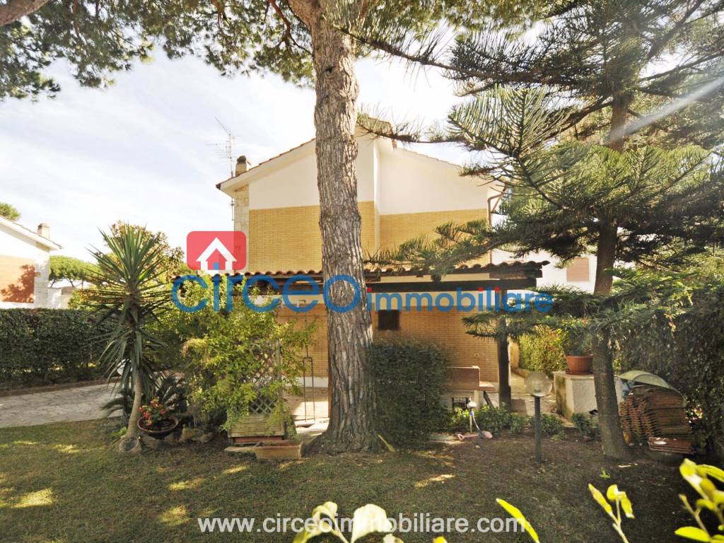 Villa a Terracina in Strada Provinciale San Felice Circeo - Foto 3