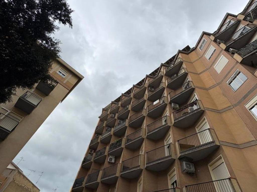 Appartamento a Caltanissetta in PIAZZA TRENTO, 19 - Foto 2