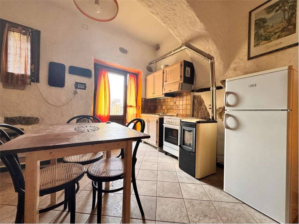 Appartamento a Chiusanico in Borgata castello - Foto 3