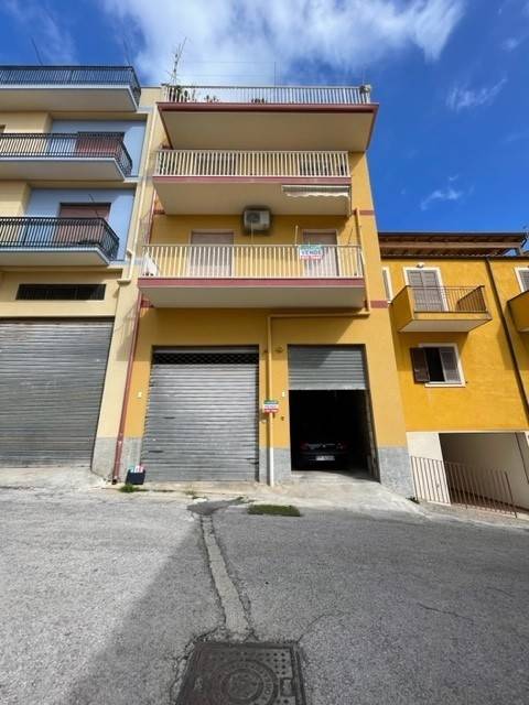 Appartamento a Modica in VIA LORETO GALLINARA - Foto 2
