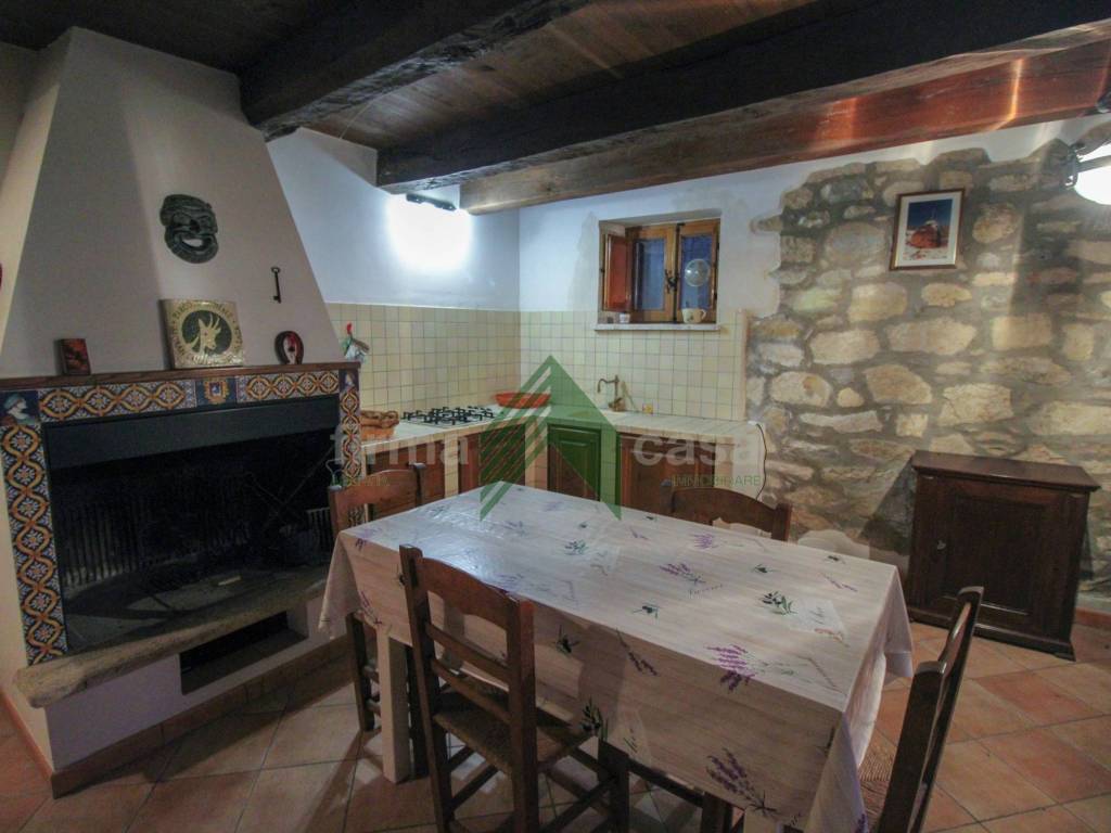 Casa indipendente a Tossicia in SP41a - Foto 4