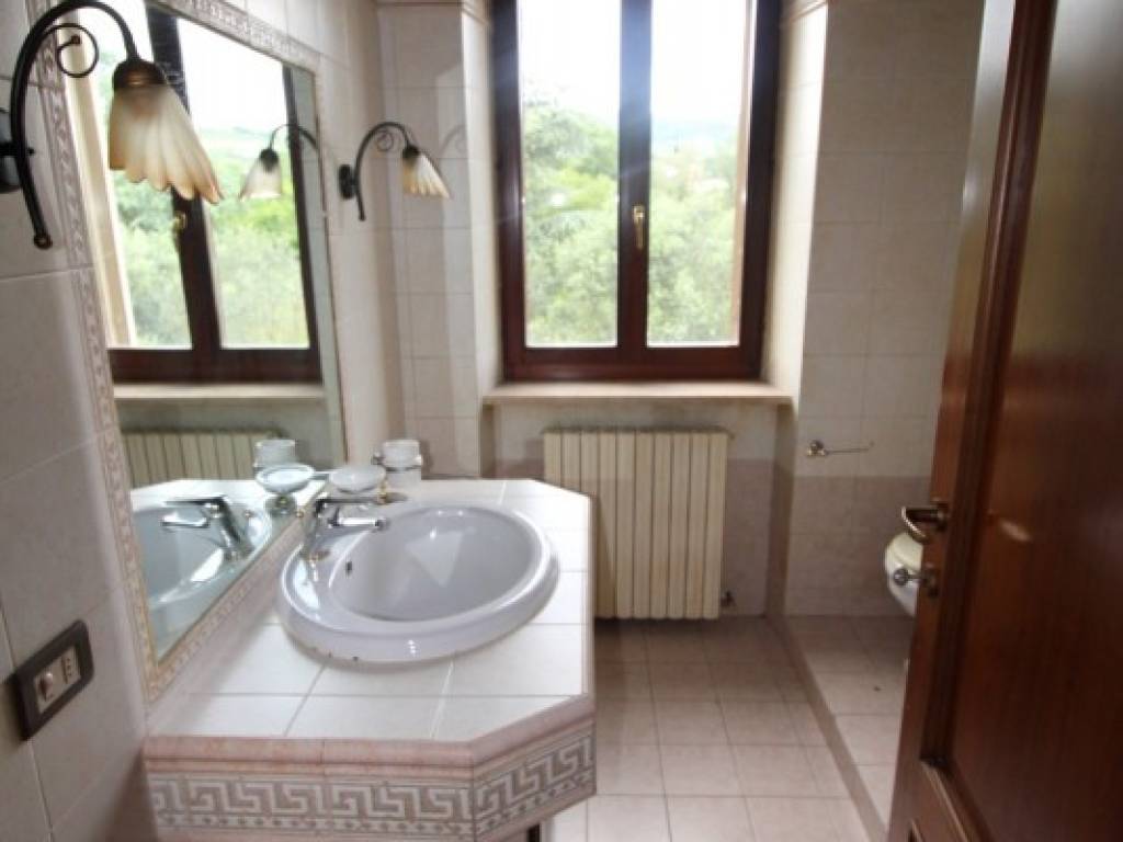 Rustico / casale a Maiolati spontini in Via Vallati, 2 - Foto 4