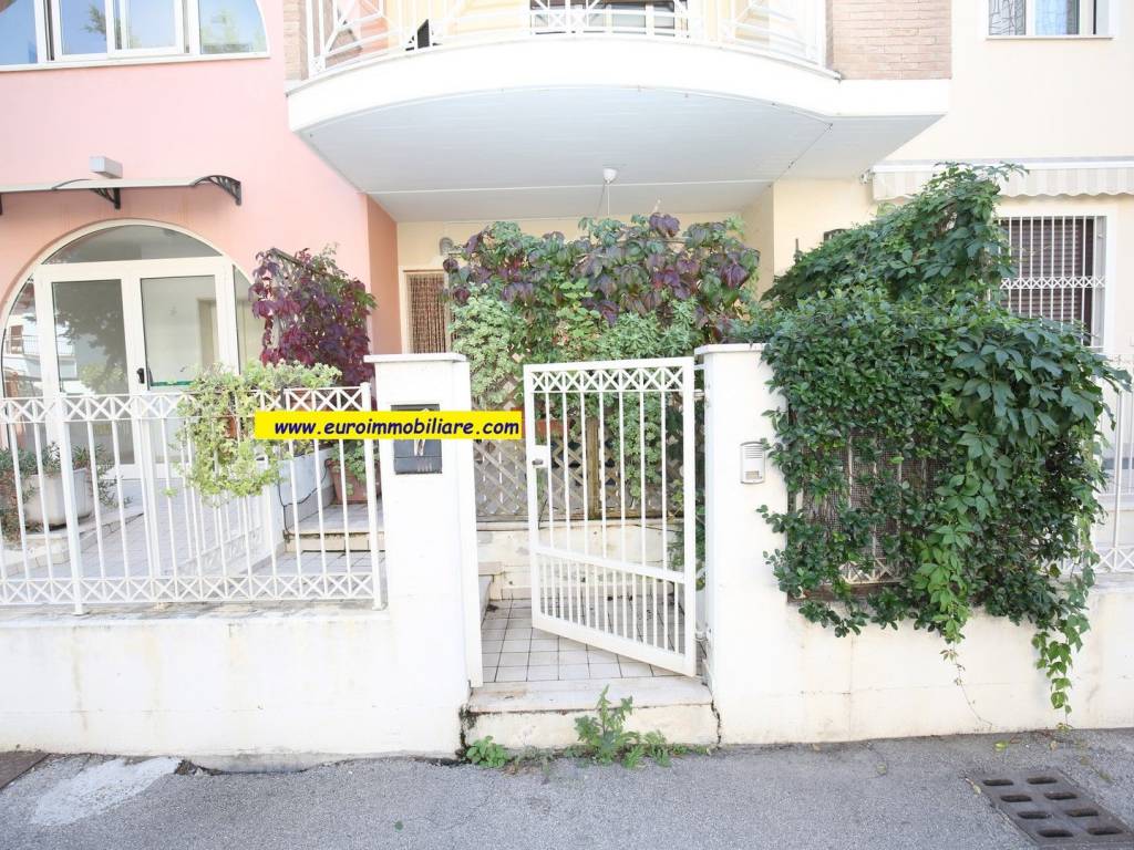 Appartamento a Pineto in Via Giuseppe Parini - Foto 2