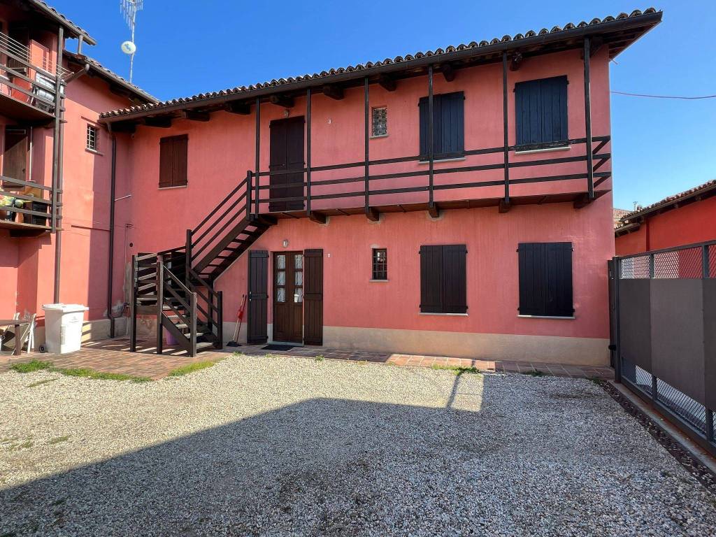 Palazzo / stabile a Castagnito in Via Guglielmo Marconi, 33 - Foto 2