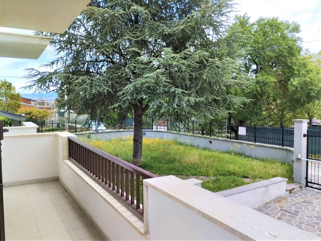 Appartamento a Avezzano in Via Don Giovanni Valente, 19 - Foto 3