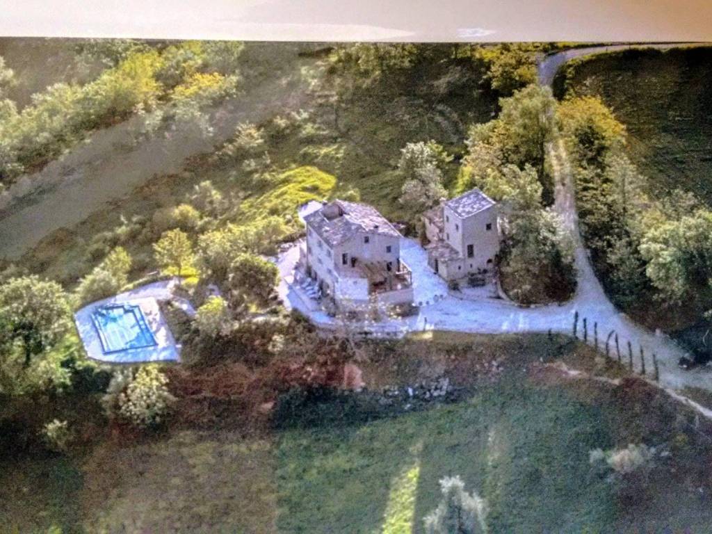 Villa a Gualdo in C.da Morrone snc - Foto 5