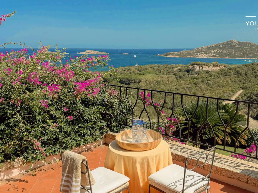 Villa a Arzachena in Via del Cardellino - Foto 4