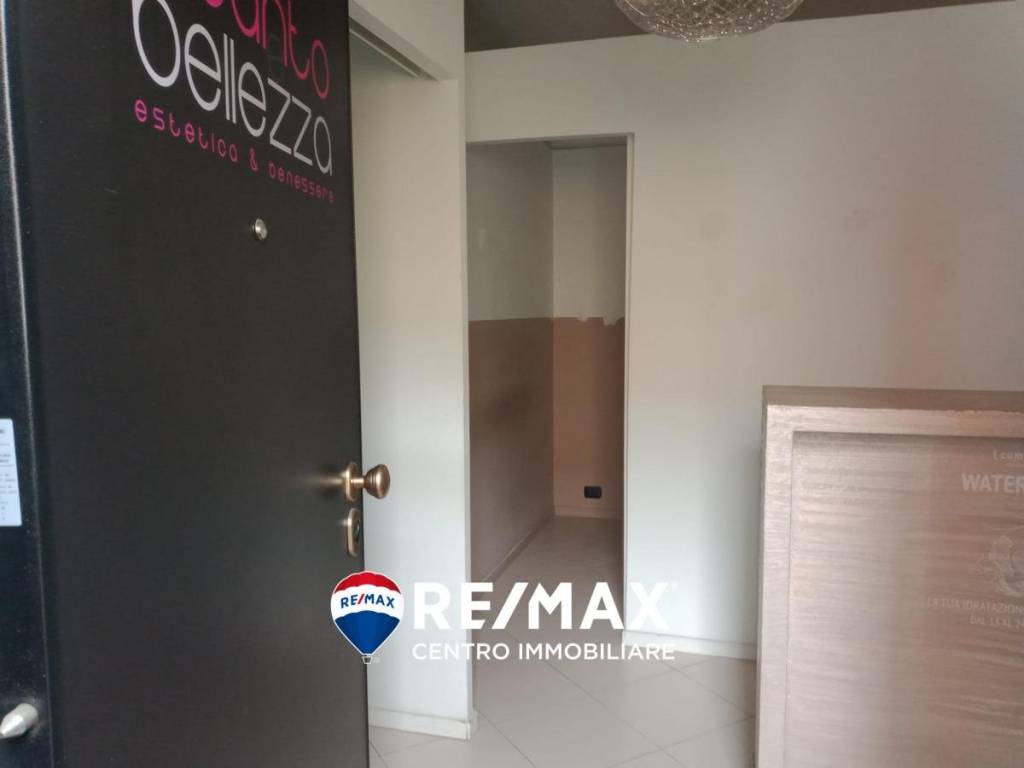 Immobile a Gallarate in Corso Sempione - Foto 2